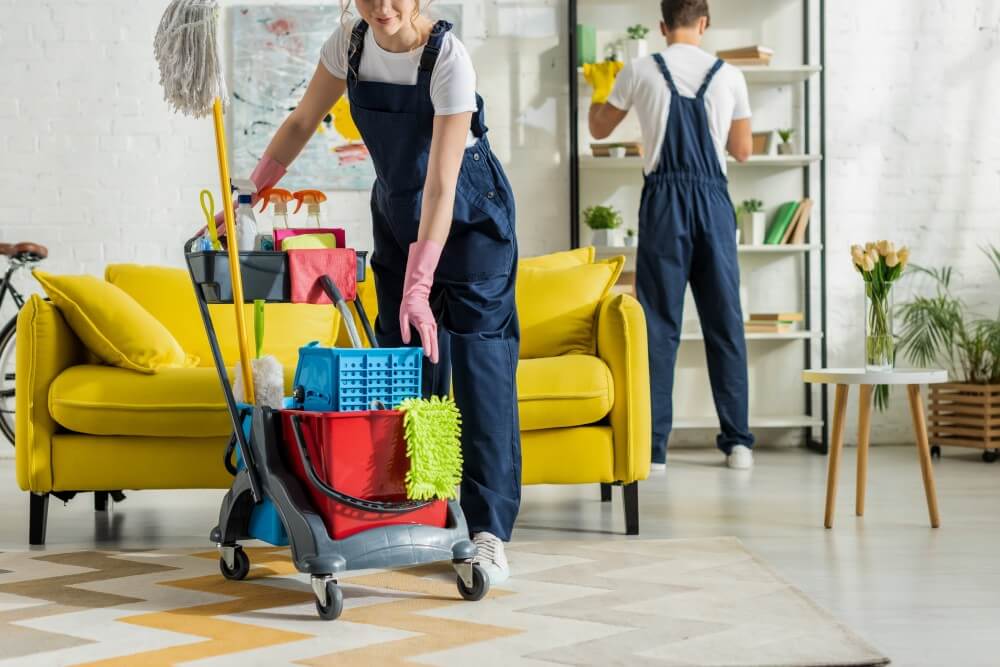 Expert cleaning services in Abu Dhabi